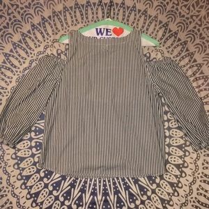 Cute (shoulder-show) navy and white striped long t